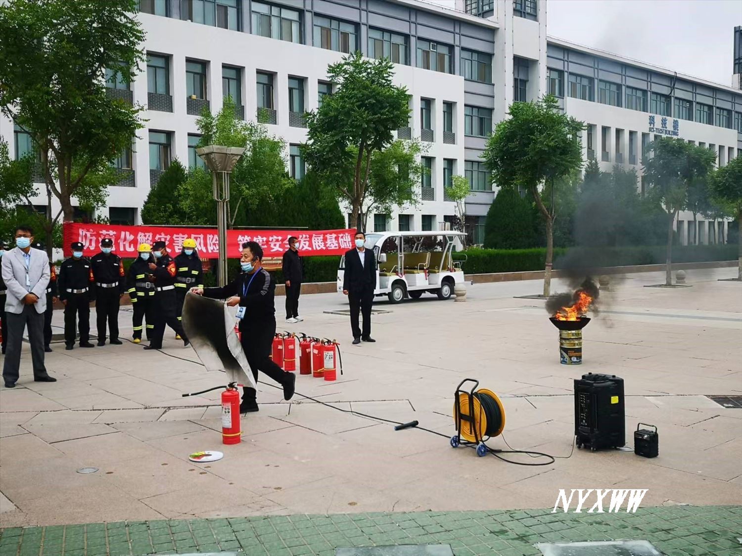 http://www.nxmu.edu.cn/__local/A/1E/E8/1D83E834F802A33A42C1C3A6EED_61F89168_47CA3.jpg