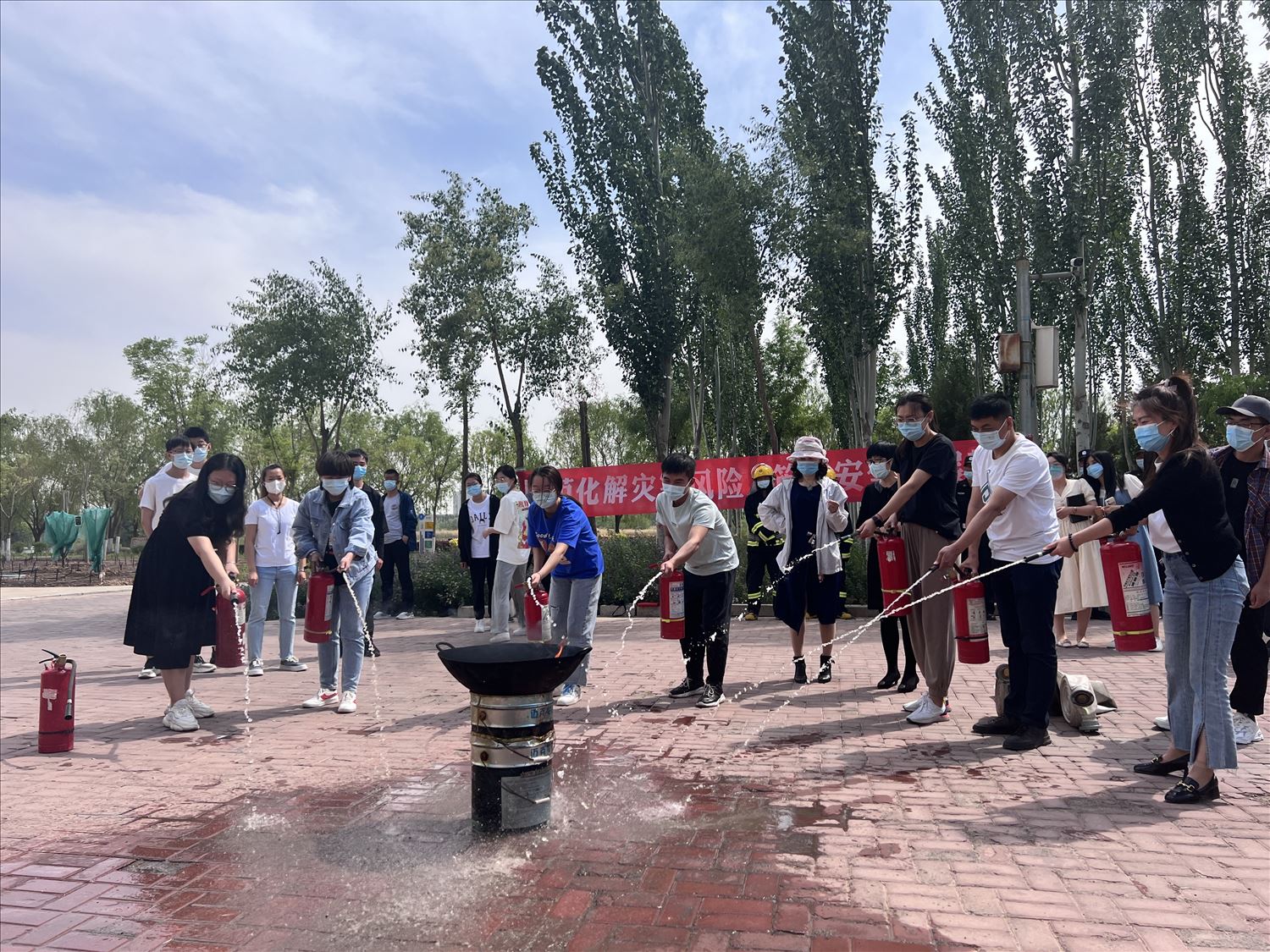 http://www.nxmu.edu.cn/__local/B/C3/0A/8A351D4D6BD23FCB2D011AF8AAF_7F6F402C_71935.jpg